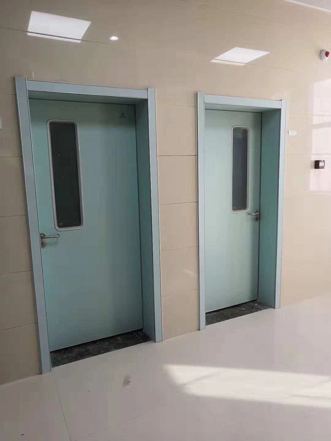 2020醫院醫用門安裝現場